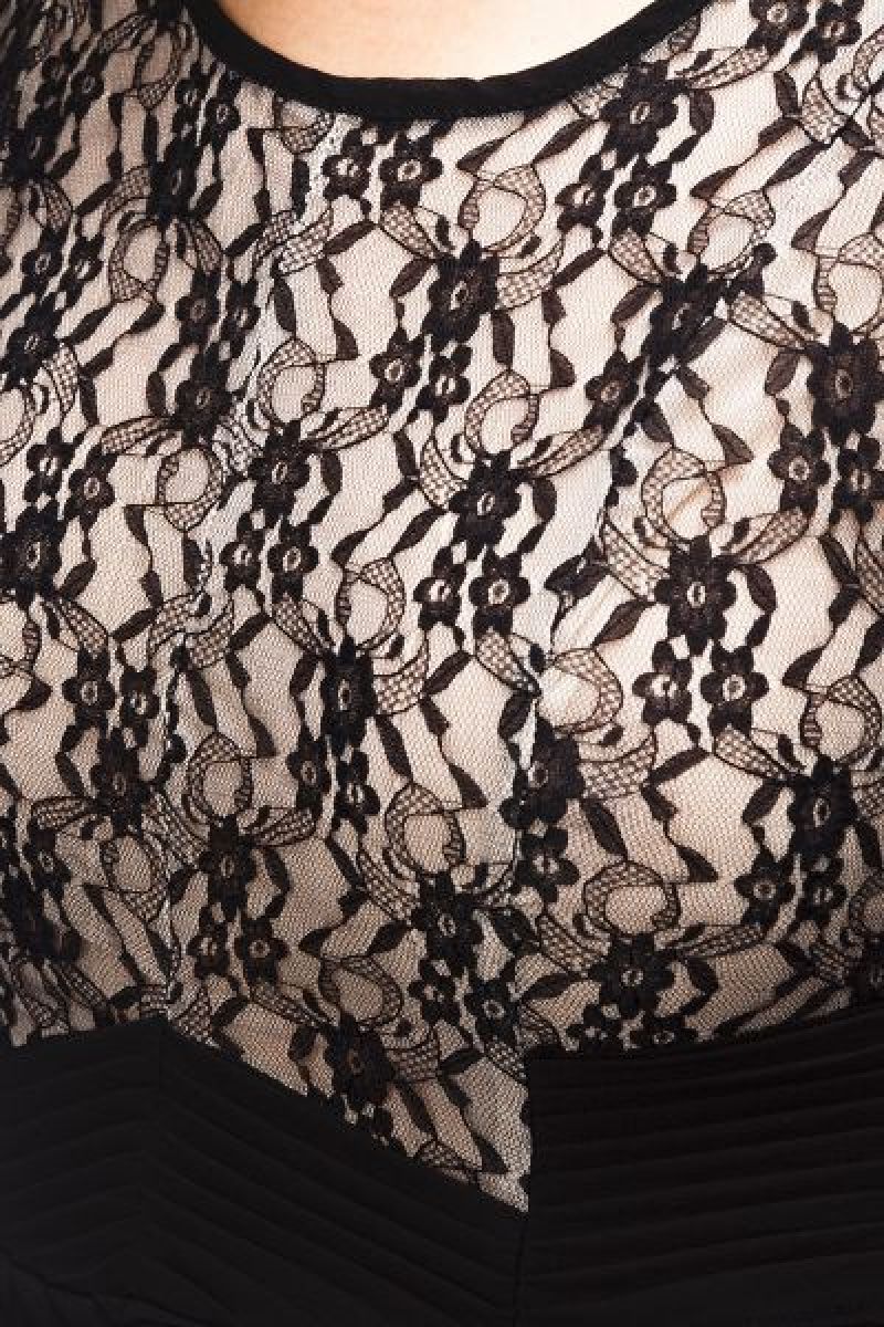 Abendkleid mit Spitze Abendkleid mit Spitze