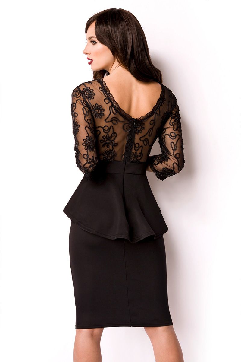 Kleid mit Schößchen Kleid mit Schößchen