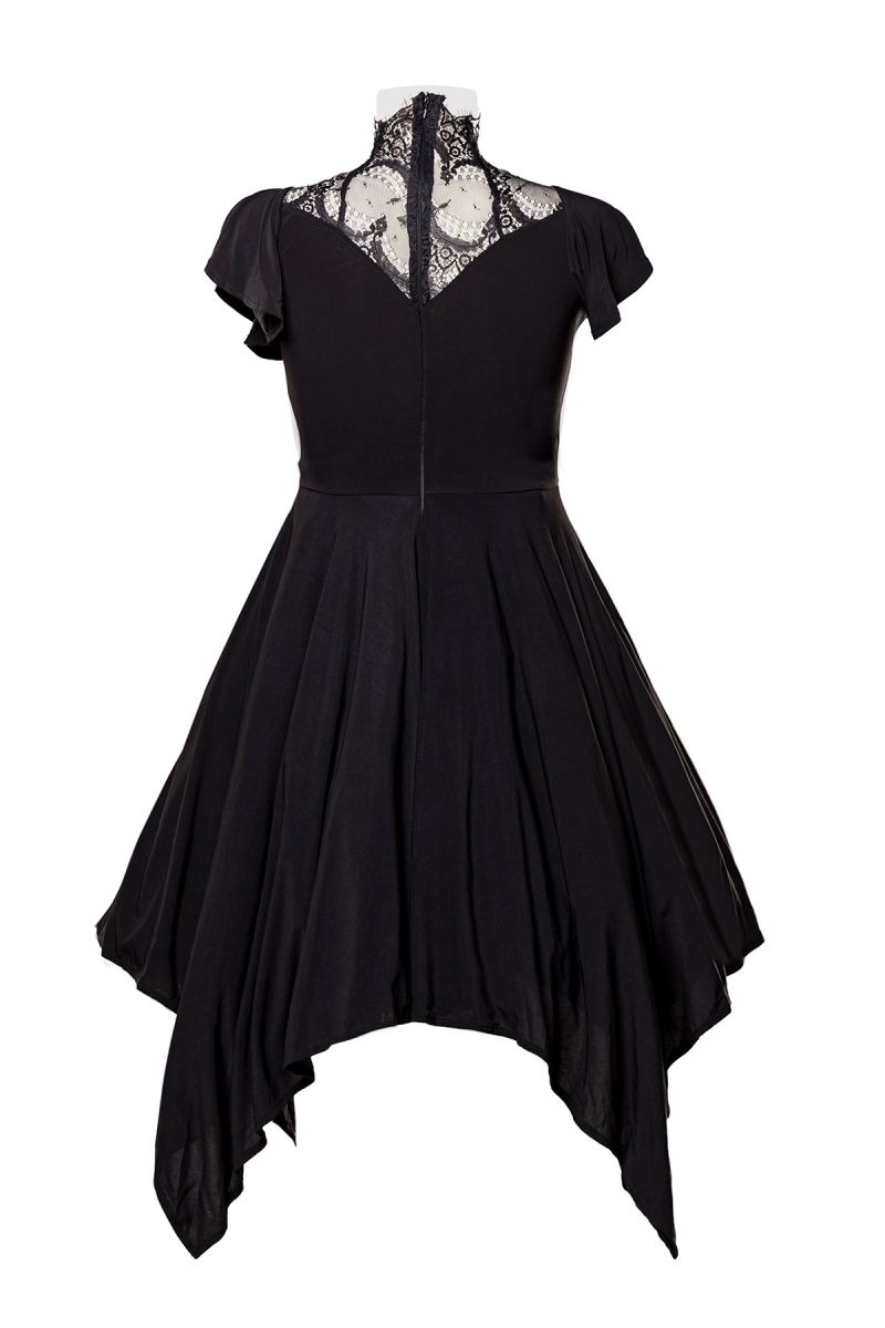 Kleid mit Spitzeneinsatz Kleid mit Spitzeneinsatz